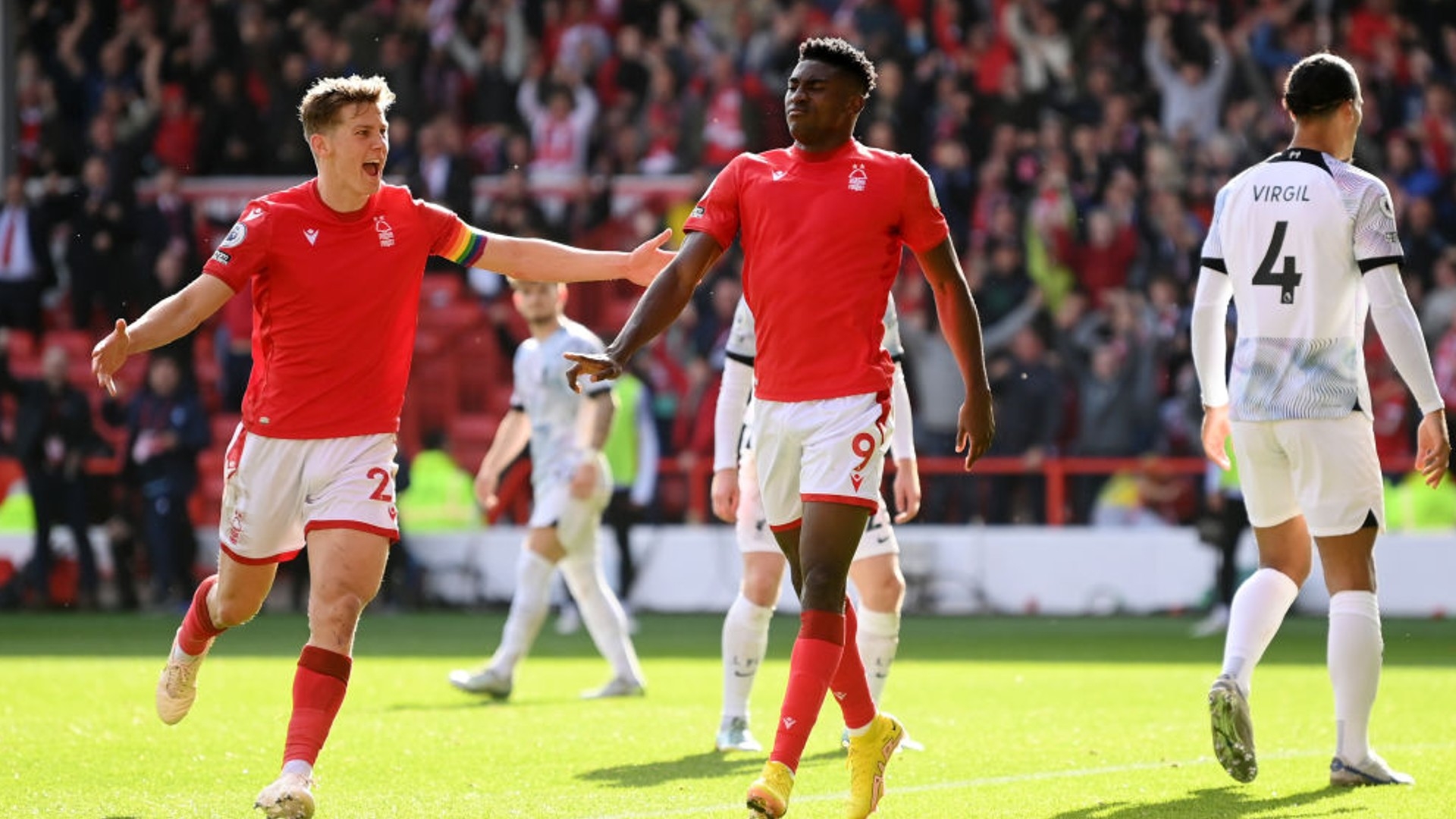 勇士惊险胜 勇士惊险胜