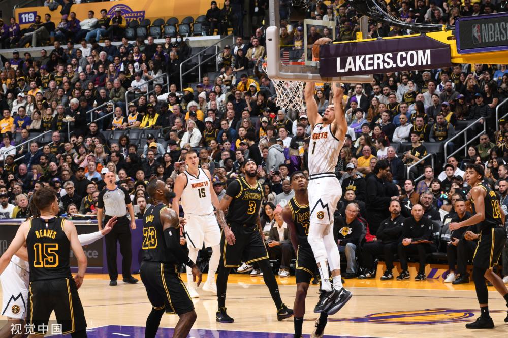 一个成功的 一个成功的