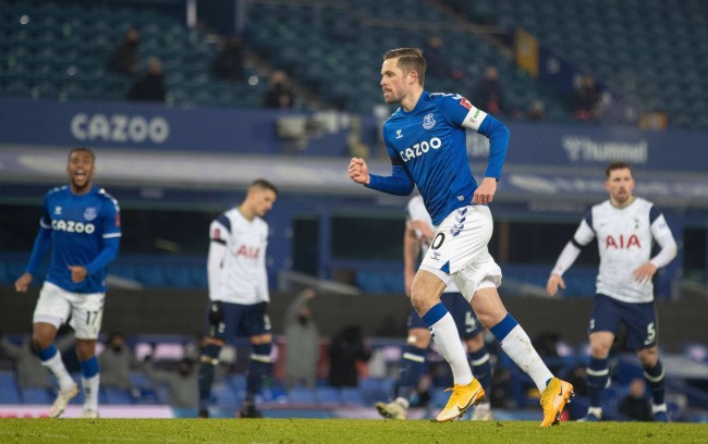 这一潜在交 这一潜在交